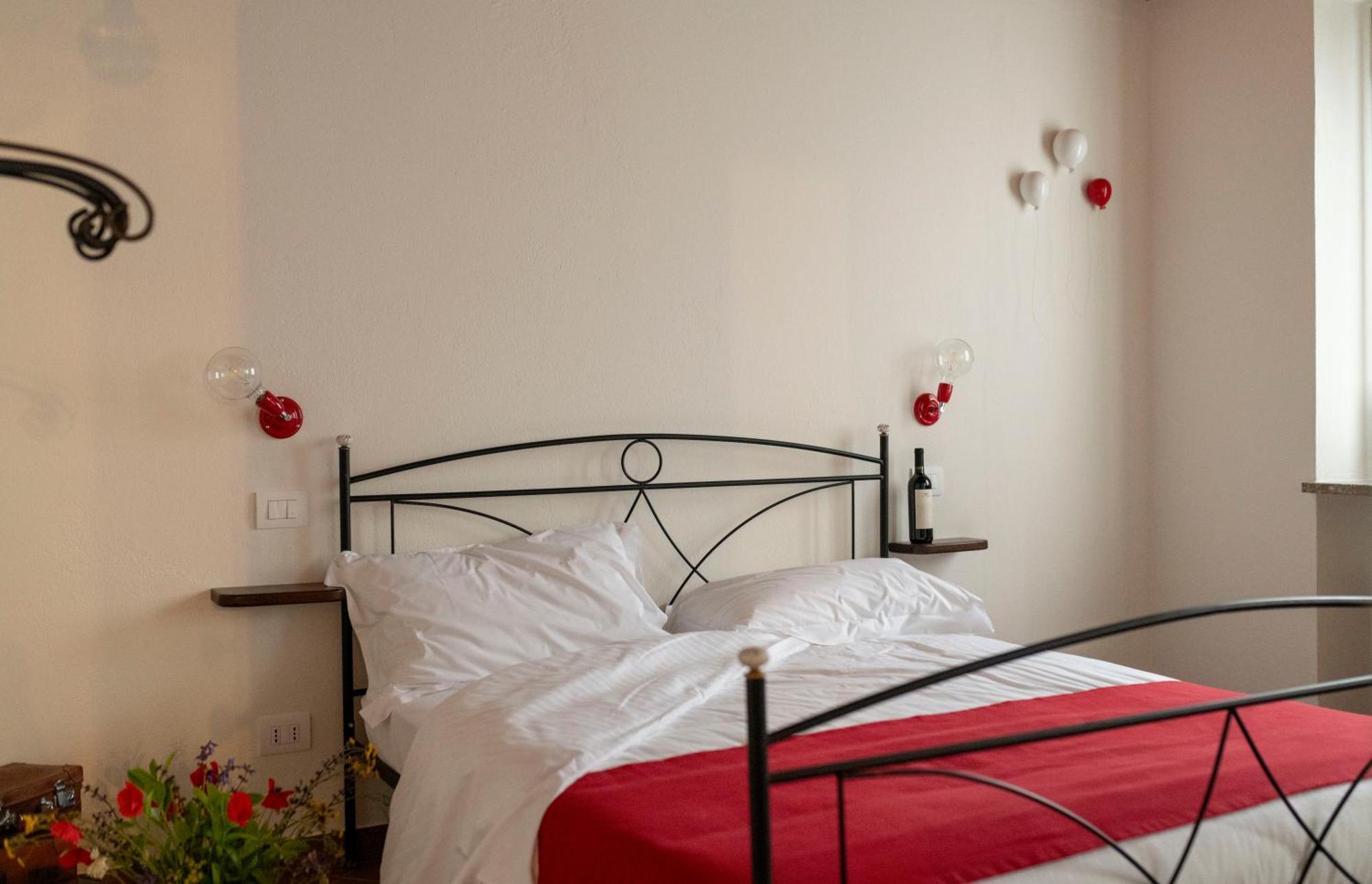 Ca' Nadin Agriturismo San Damiano d'Asti ภายนอก รูปภาพ