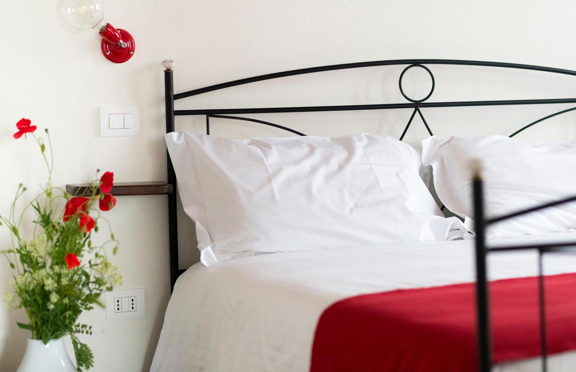 Ca' Nadin Agriturismo San Damiano d'Asti ภายนอก รูปภาพ