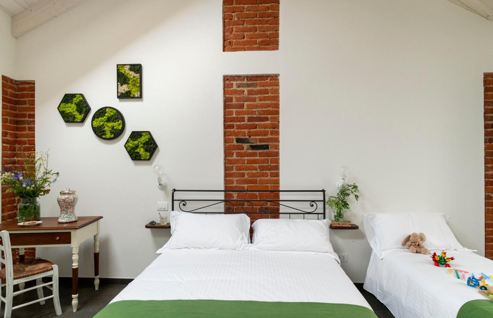 Ca' Nadin Agriturismo San Damiano d'Asti ภายนอก รูปภาพ